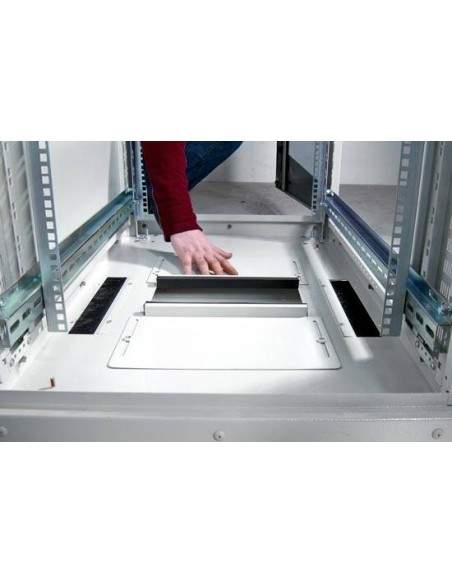 Armadio 42 Unita' Linea Professionale (A)2020 X (L)800 X (P)800 Mm. Colore Nero Ral 9005