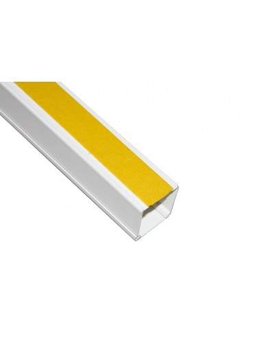 Canalina Passacavi Adesiva In Pvc Mm 40X40 Mt 2 Con Coperchio Scorrevole Bianco