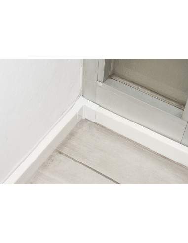 Angolo Interno Regolabile Per Canalina Lk46118 Mm. 46X18 Angolo Interno Regolabile Per Canalina Lk46118 Mm. 46X18