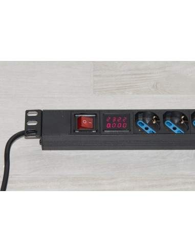 Multipresa 6 Posizioni Da Rack 19" Con Display Per Il Carico Dei Dispositivi Collegati