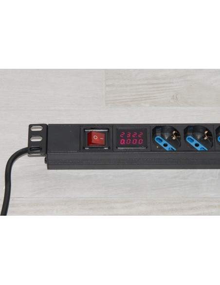 Multipresa 6 Posizioni Da Rack 19" Con Display Per Il Carico Dei Dispositivi Collegati